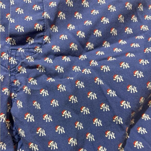 Vineyard Vines Christmas New York Yankees Boxer Shorts - Medium - Picture 2 of 4